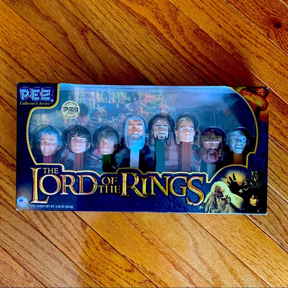 Pez Other - Lord of the Rings Pez Collector Set, 8 figures